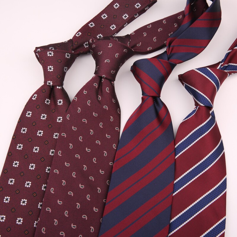 8cm幅のバーガンディ色のウェディングネクタイ、フォーマルなビジネススーツ、男性用ウェディング用手結びストライプネクタイ