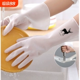 Прачечные промывки посудомывания для женской кухни.