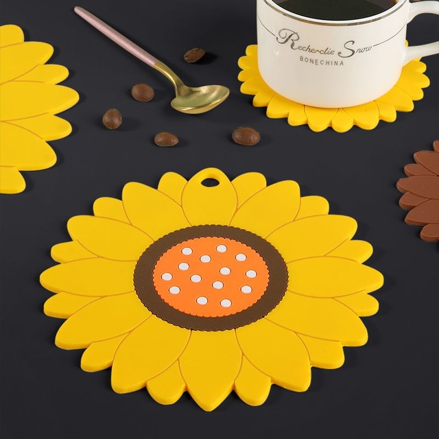 Insulation pads, household coaster, pot, bowl, plate, anti-scalding pads, dining table pads, cartoon placemats, desktop round storage