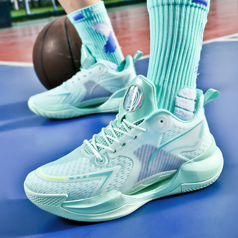 Ultra-Light V2 Basketball Shoes for Men, 2026 New Autumn Wear-Resistant Breathable Sneakers, Student Practical Professional Sports Shoes for Women Ultra-Light V2 Basketball Shoes for Men, 2026 New Autumn Wear-Resistant Breathable Sneakers, Student Practical Professional Sports Shoes for Women