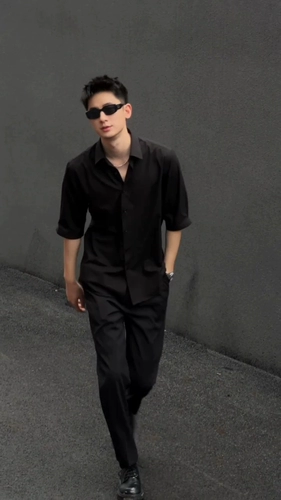 Черная шелковая цветная тонкая рубашка, изысканный стиль