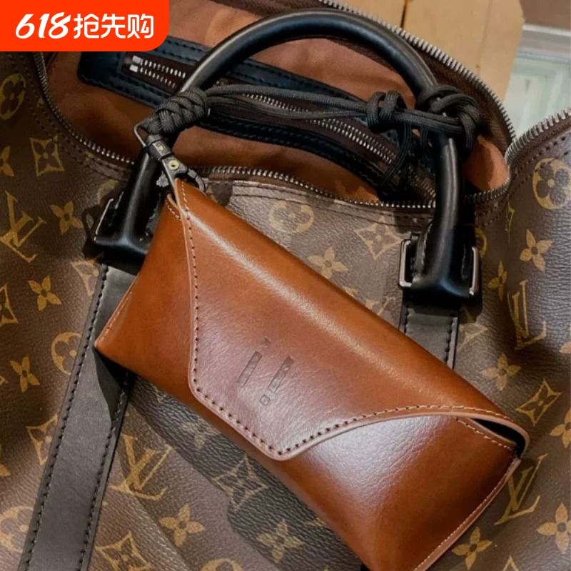 2026 New Style Glasses Case, Fashionable Leather Portable Dust-Proof Glasses Leather Case Packaging, Retro Simple and Exquisite Storage Bag