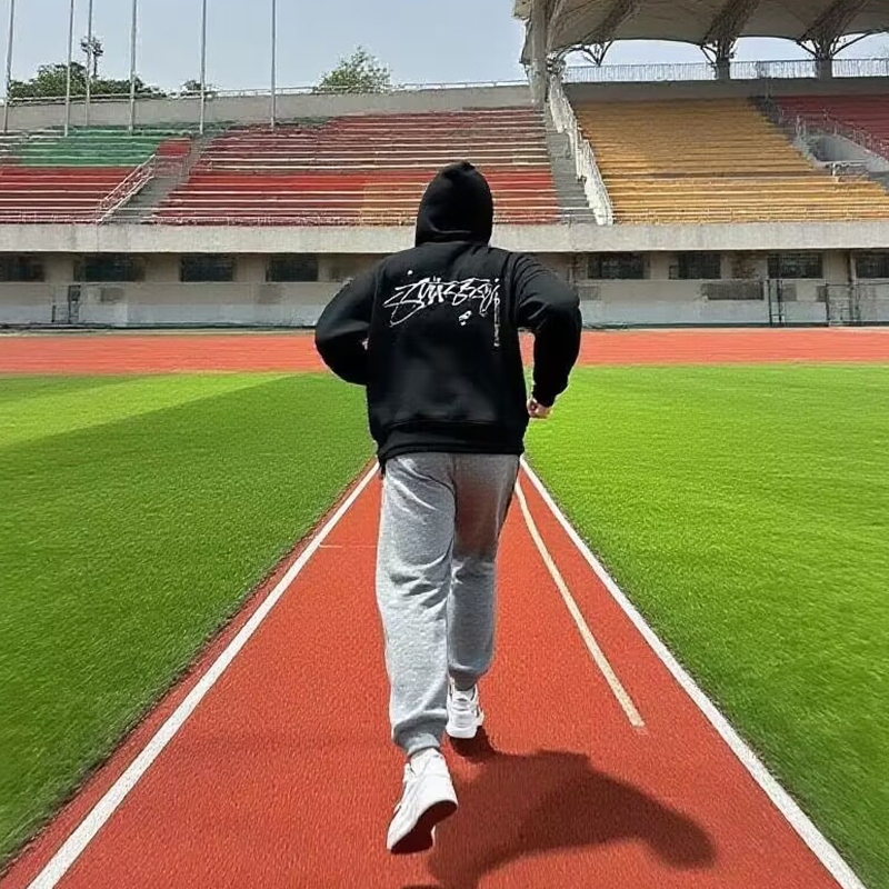 Stussy Hoodie with Hood, Pure Cotton, Thickened and Fleece-Lined, Winter Zip-Up Jacket, Sports White, Gray, Black, Running Stussy Hoodie with Hood, Pure Cotton, Thickened and Fleece-Lined, Winter Zip-Up Jacket, Sports White, Gray, Black, Running