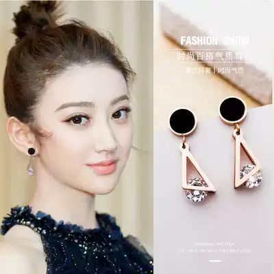 2020 new ear needle female Korean Net red temperament advanced earrings earrings niche design sense ear decoration tide