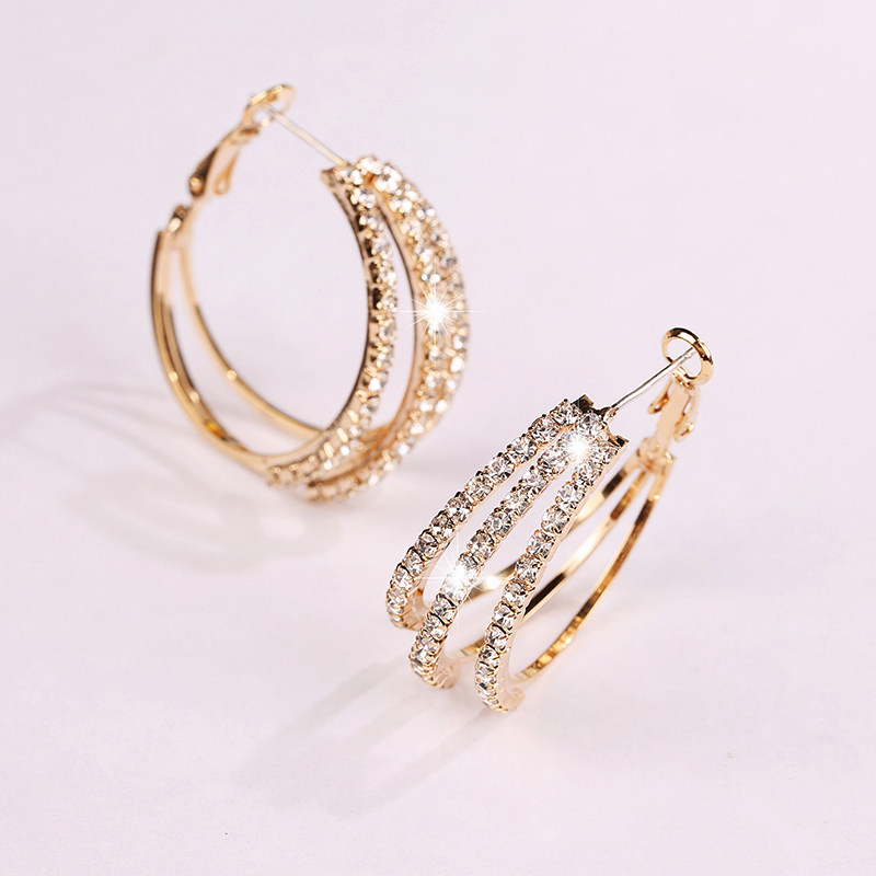 2021 New fashion 100 Lap Circle Rings Earrings Woman Temperament Light Extravaganza Superior earrings Ear Accessories 20 Chaos