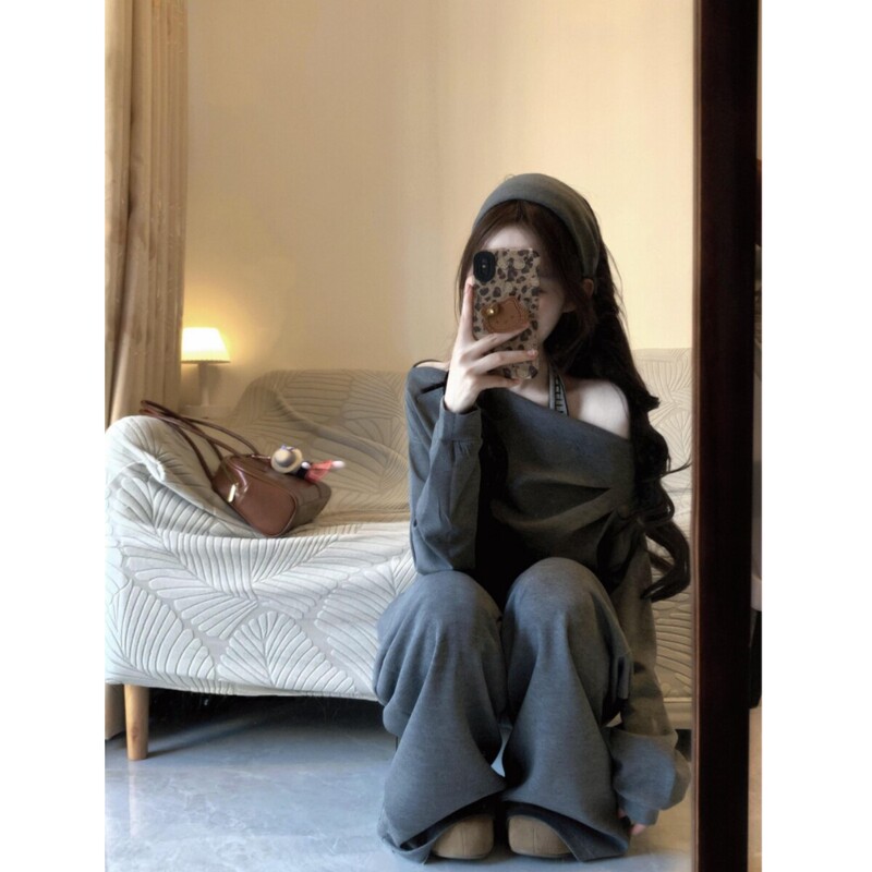 Ootd Fake Two-Piece Casual Sports Suit, Autumn Korean Style Off-Shoulder Halter Neck Sweatshirt, Wide-Leg Pants, Trendy Two-Piece Set