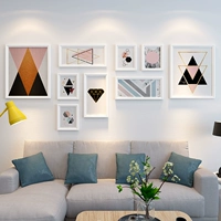 Геометрическая фигура белая