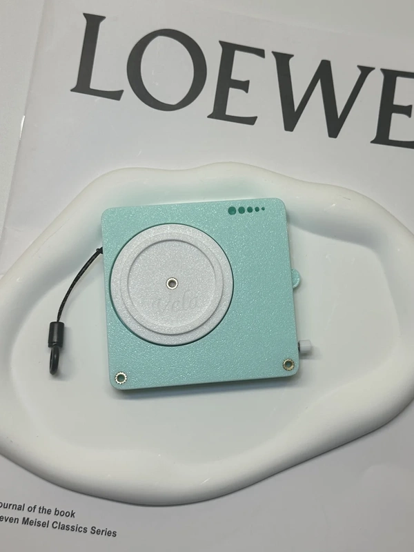 Portable, Pocket Yarn Spool Vela New Pocket Yarn Spool Portable, Pocket Yarn Spool Vela New Pocket Yarn Spool
