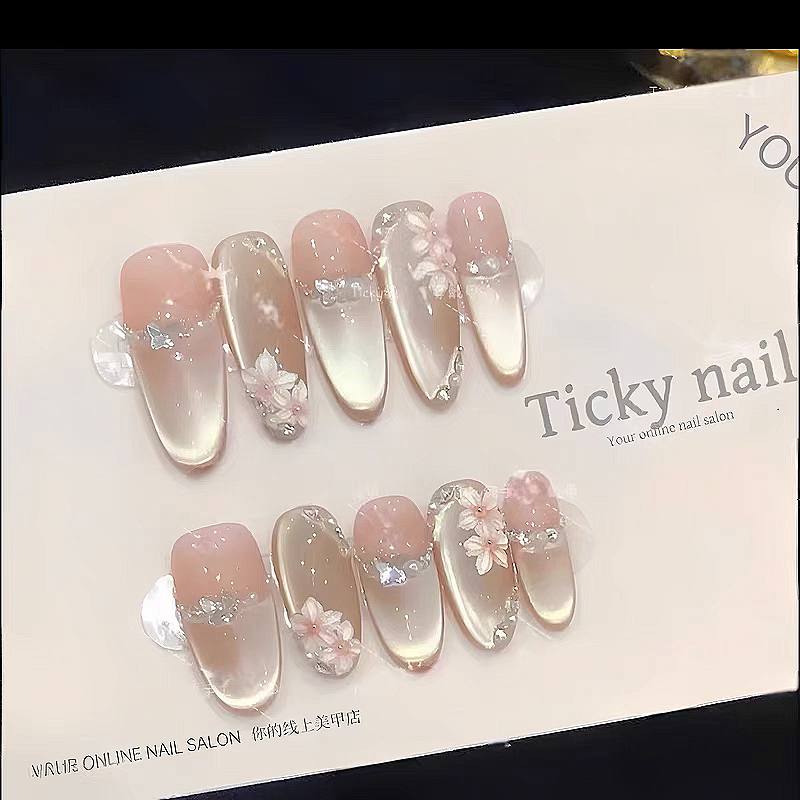 【Champagne White Flower】Handmade Wearable Nails Gentle and Cool Crushed Diamond Nude Cat Eye Manicure Brightening Nail Stickers