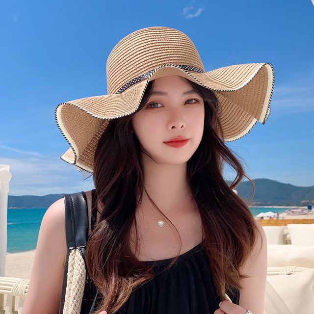 Straw hat female Korean version foldable all-match sunscreen hat fashion wave point bow ribbon sun hat beach hat