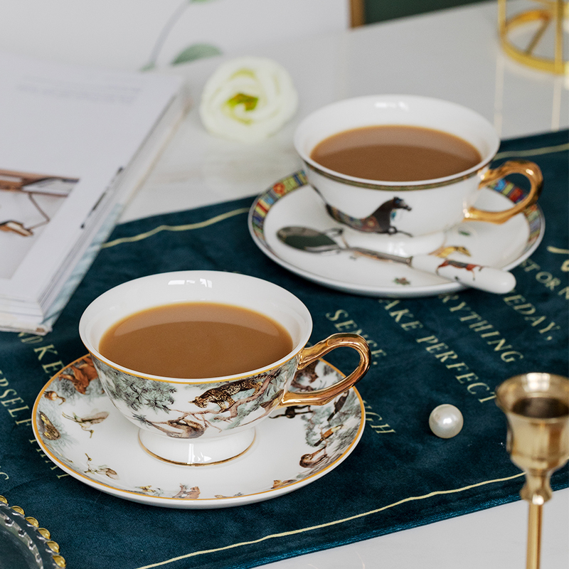 European-Style Bone China Coffee Cup and Saucer, Exquisite and Luxurious, Suitable for Home Afternoon Tea, Tea Set, Couple Cups, High-End Gift Box Set European-Style Bone China Coffee Cup and Saucer, Exquisite and Luxurious, Suitable for Home Afternoon Tea, Tea Set, Couple Cups, High-End Gift Box Set