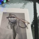 Прозрачная рама серых очков