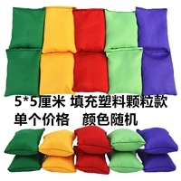 5 см пластиковых частиц одиночные случайные