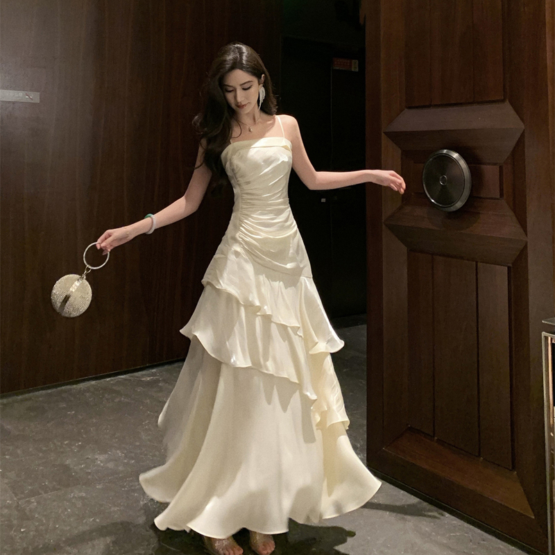 Seventeen Looks French-Style High-End Spaghetti Strap Dress, Unique and Stunning Tiered Cake-Like Birthday Dress, Long Skirt Seventeen Looks French-Style High-End Spaghetti Strap Dress, Unique and Stunning Tiered Cake-Like Birthday Dress, Long Skirt