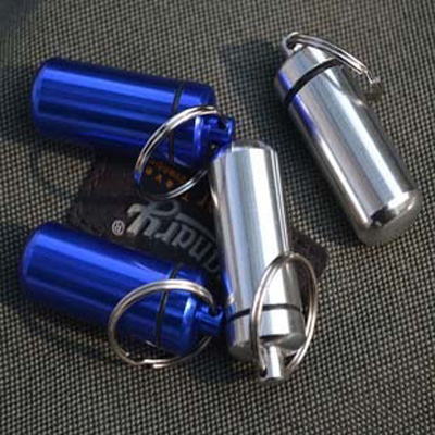 Outdoor travel portable medicine bottle Portable keychain Sealed capsule Aluminum alloy small medicine box color random