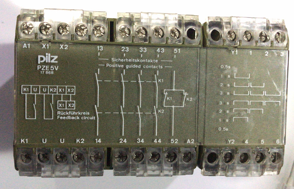 474965 Germany PILZ Pilz safety relay PZE 5V fineness new 474965