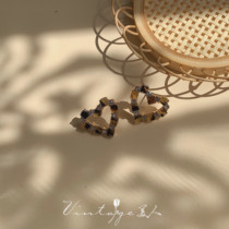 Moonlight Amber French lazy minimalist gentle temperament elegant versatile BAO WEN love Cube Earrings earrings