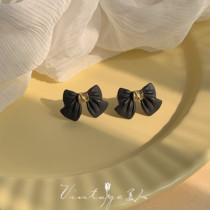 Bow Girl Hepburn style retro gentle elegance versatile black bow stud earrings