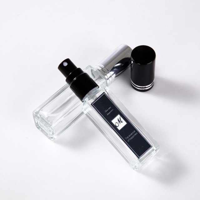 Nozzle watering can mini large-capacity perfume bottle small spray lotion set simple fashion press