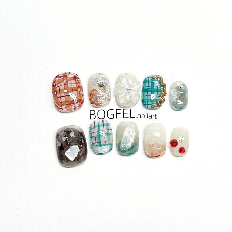Bogeel Korean-Style Niche Handmade Wearable Nail Art Short Nail Stickers Removable Plaid Ice Flower Design