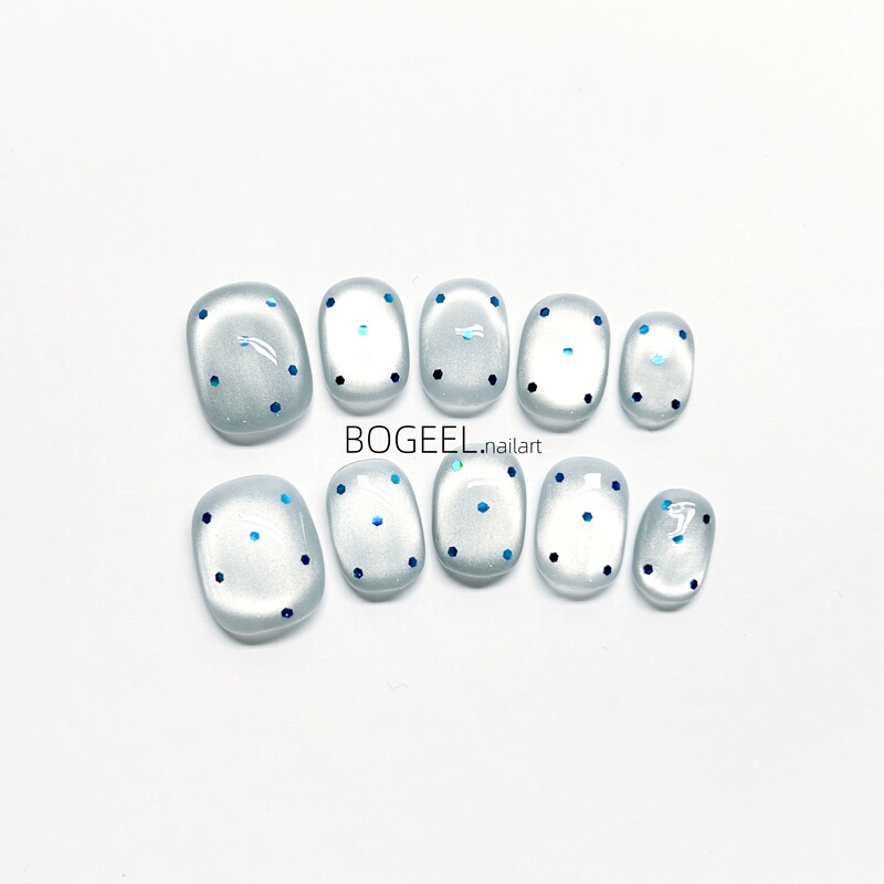 Bogeel Polka Dot Handmade Wearable Nails Blue Cat Eye Elegant White-Enhancing Spring and Summer Fresh Translucent Short Nail Tips