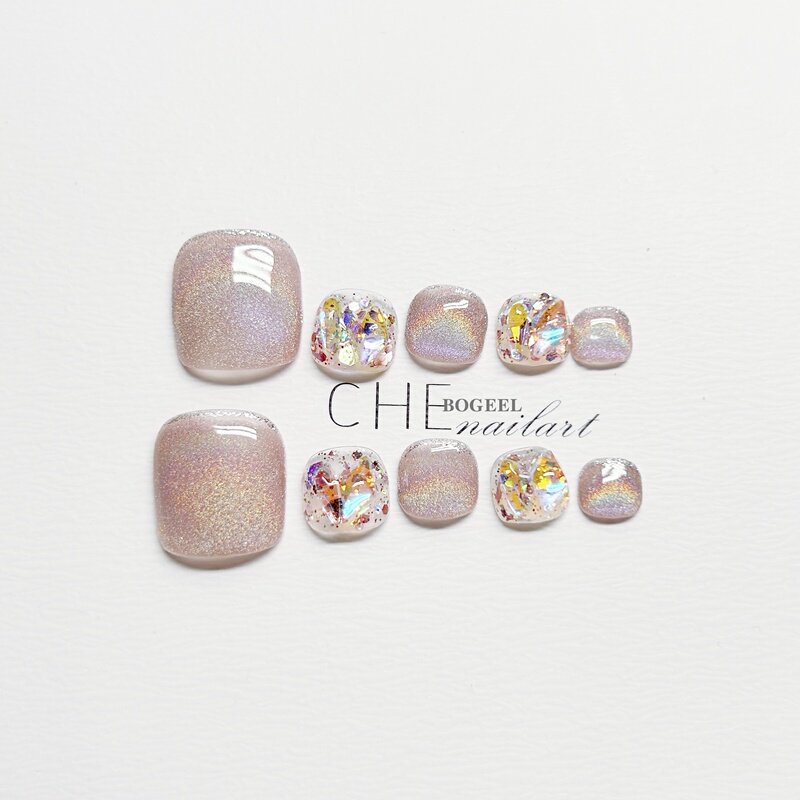 Bogeel Pure Handmade Toenail Tips 2026 New Model Cat Eye Dazzling Toenail Nail Art Pieces Finished Product