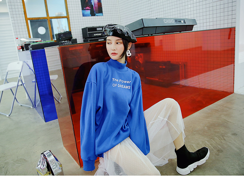 Sweatshirt femme OTHERMIX - Ref 3216469 Image 43