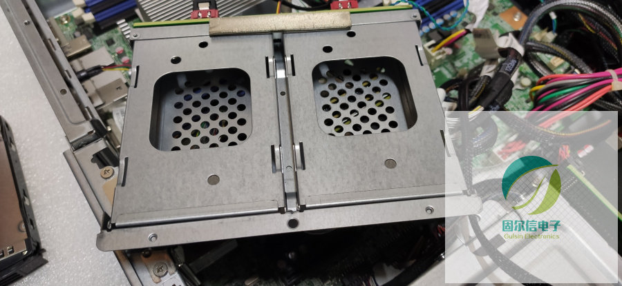 Lenovo RD450X server 2 5-inch hard drive cage kit with cable rear small backplane 00HV005