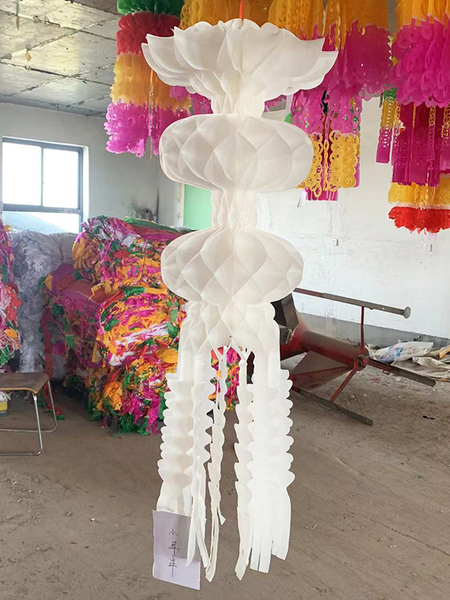 Plastic Ear-Shaped Paper Lanterns for Qingming, Grave Offerings, Funeral Supplies, Grave Sweeping, Grave Hanging Decorations, Qingming Paper Decorations