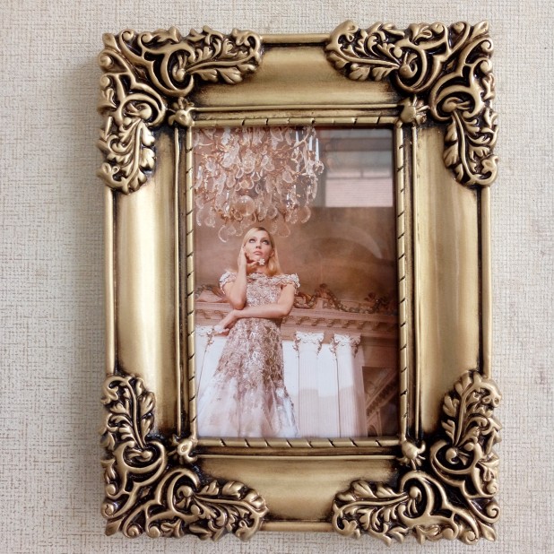 Western European-style photo frame creative family photo frame exquisite retro gold children's photo frame ornaments wall-mounted photo frame