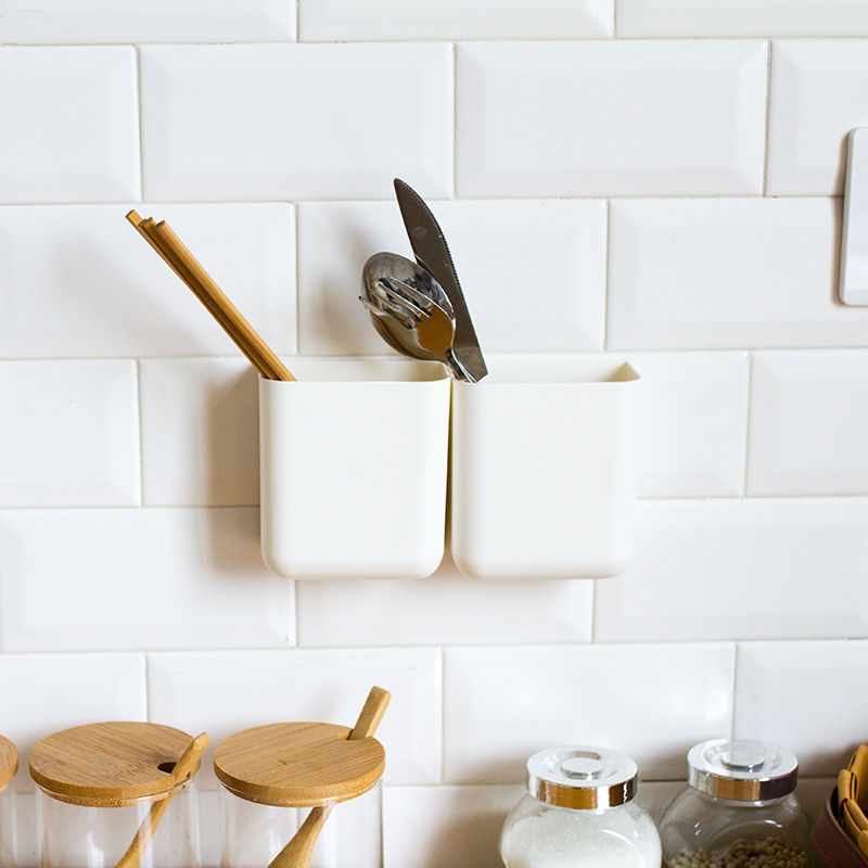 TV air conditioner remote control hanger remote control storage box Wall Wall Wall creative remote control storage box Nordic wall hanging wall type