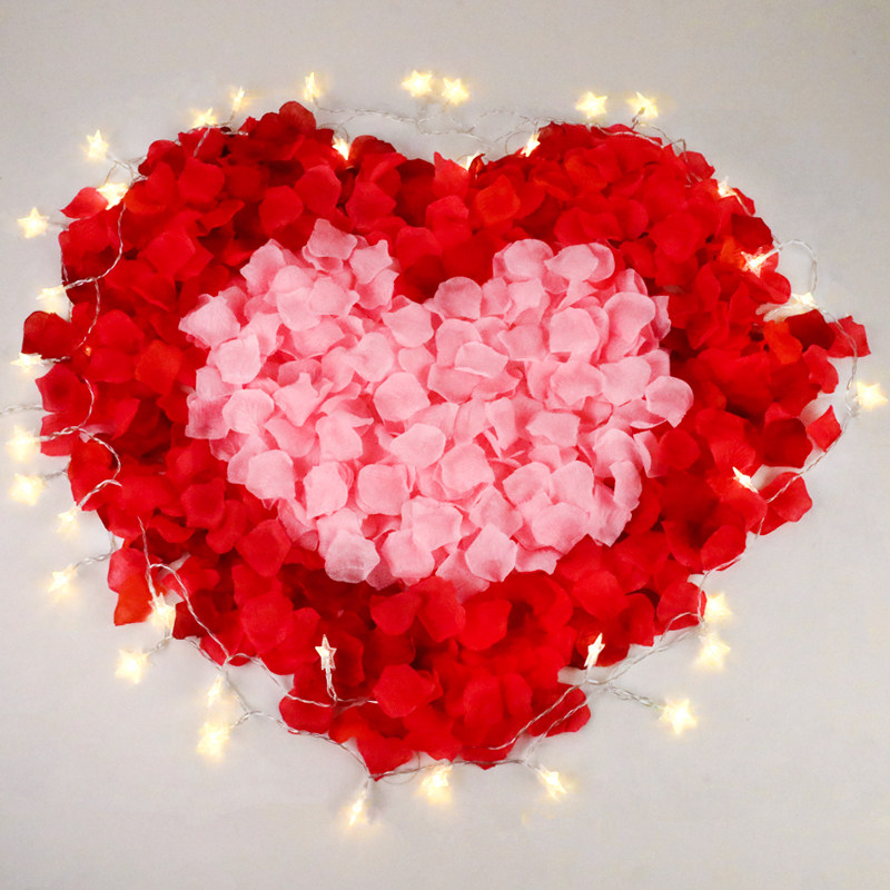 Creative non-woven simulation rose petals Wedding proposal Birthday romantic confession Wedding room decoration package