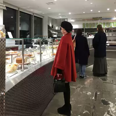 ROUJE POWER is light and luxurious, a beautiful white-lined complexion is not simple.