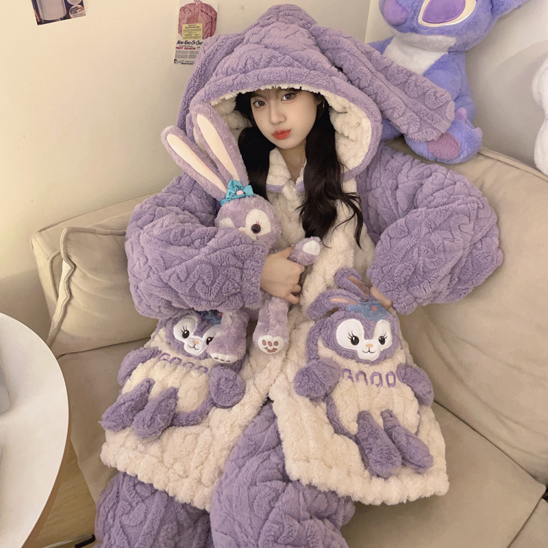 Pajamas for Women in Autumn and Winter, Coral Velvet, Fleece-Lined, Thickeneded, Three-Layer Quilted, New Style for Winter Outer Wear, Cute Hooded Home Clothes Pajamas for Women in Autumn and Winter, Coral Velvet, Fleece-Lined, Thickeneded, Three-Layer Quilted, New Style for Winter Outer Wear, Cute Hooded Home Clothes