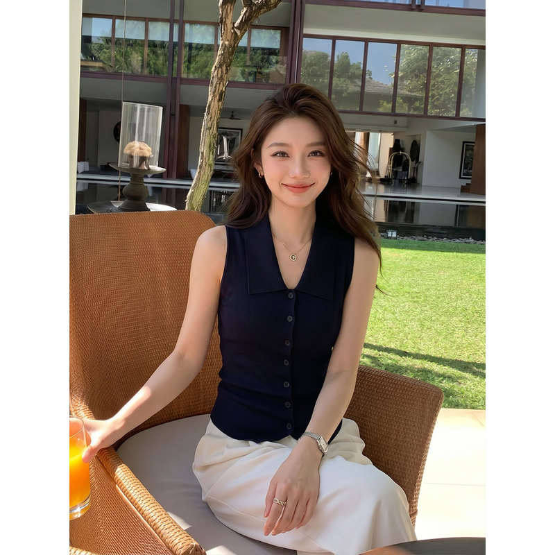 Korean-Style Sleeveless Knitted Vest for Summer Wear, Slimming Polo Collar, Unique Design Sleeveless Top