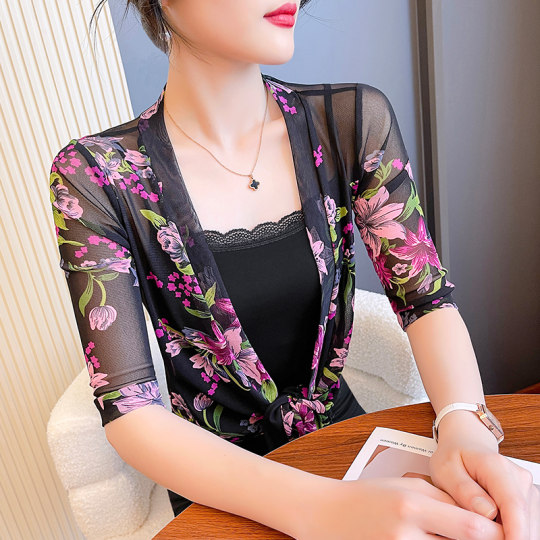 2025年夏季爆款显瘦外搭吊带裙披肩夏季新晕染设计感绑带百搭开衫