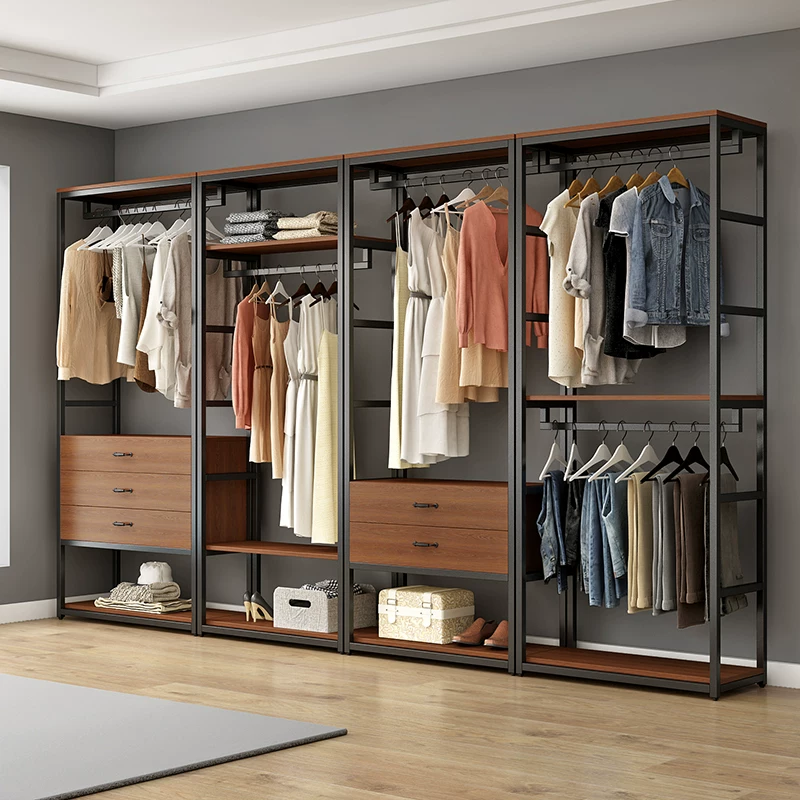 Вешалка для одежды в шкафу из цельного дерева типа step-in, полка cloakroom, металлическая железная под полкой, открытая - конец