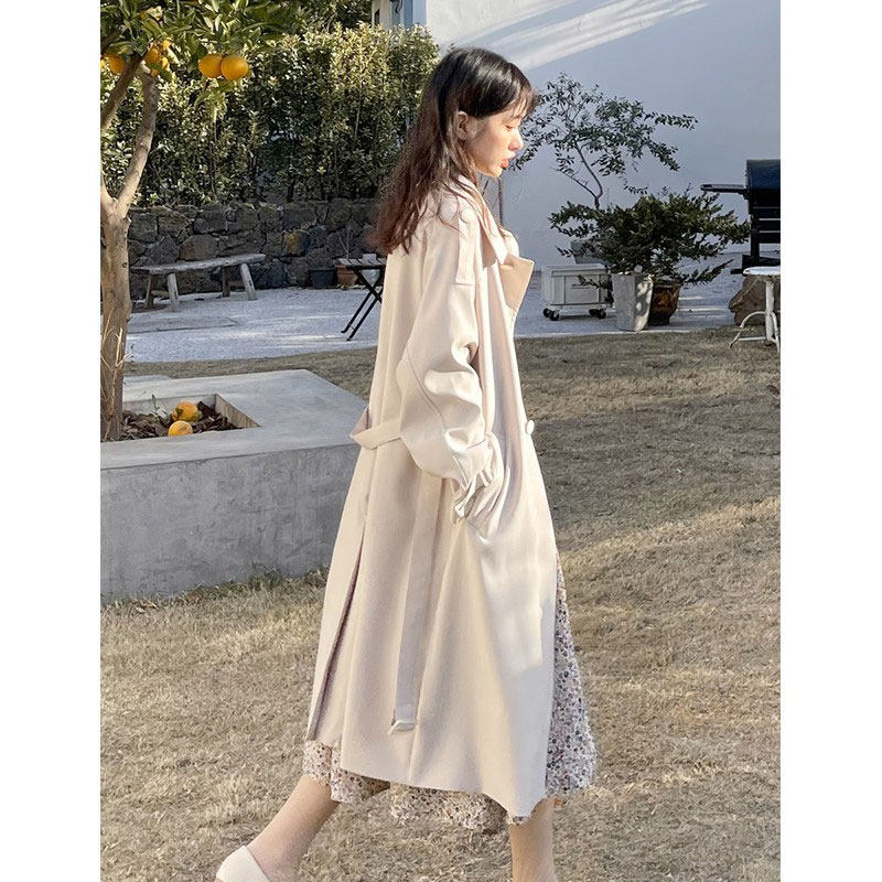 2022 New Wind Coat Jacket Woman Little Child Spring Autumn Season Middle Long Version Big Coat Design Sense Superior Chic Korean Wind
