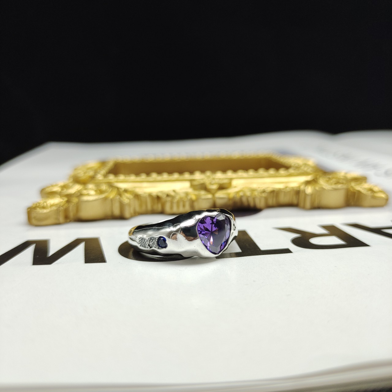 s925 Silver Light Luxury Light Purple Diamond Ring Girl in tide design cold air temperament fashion style European and American wind