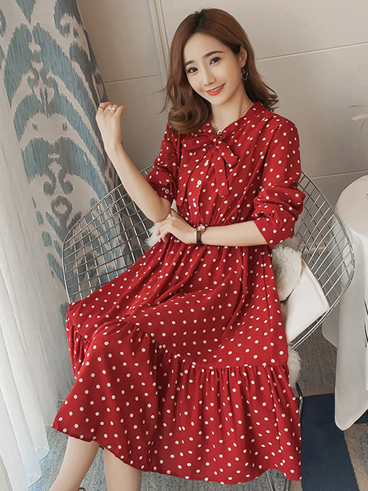Pregnant women spring a-line long dress large size loose fashion 2021 new spring spring long sleeve wave point chiffon dress