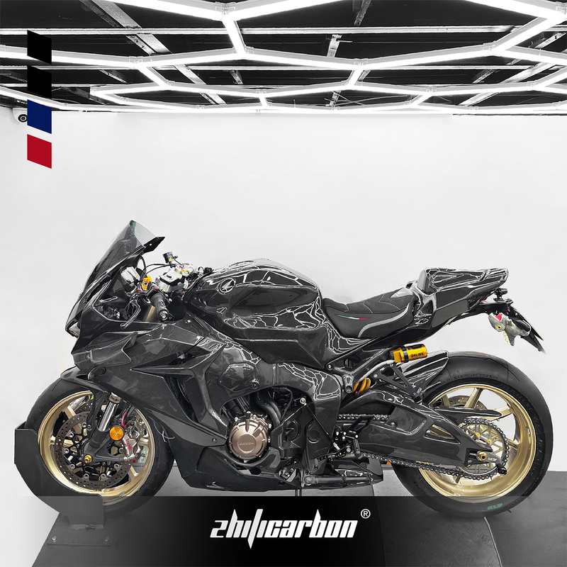 Custom Carbon Fiber Wind Deflector under the Fuel Tank for the Cbr650R, Rear Hump Shark Fin Fairing