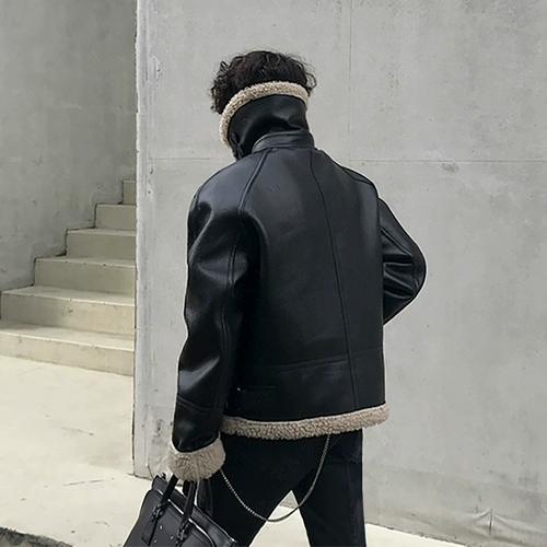 Флисовая трендовая демисезонная бархатная куртка