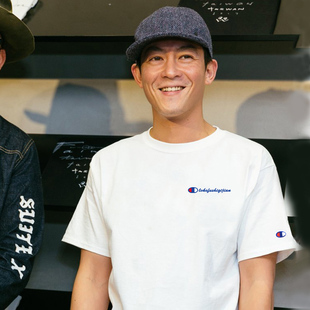 美版刺绣炸街短袖t恤男ins明星同款情侣装半袖纯棉潮牌串标体恤夏