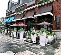 Outdoor wrought iron flower box outdoor planting box flower slot outside Square sales department commercial street combination flower bed fence