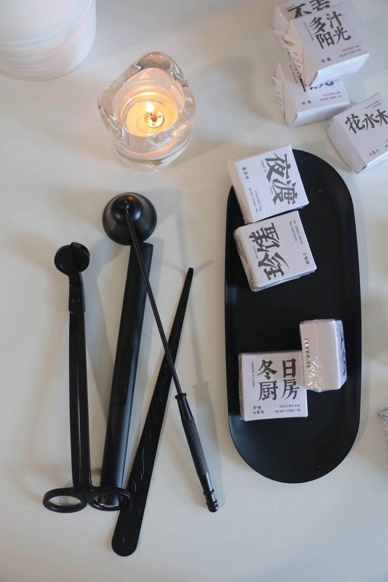 (No Attitude) Aromatherapy Candle Diptyque Candle Extinguishing Tool Set Candle Extinguishing Cover Tray Igniter Three-piece Set