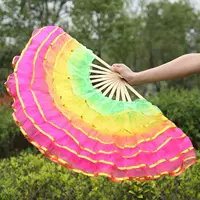 Шесть -слой зеленый и желтый порошок