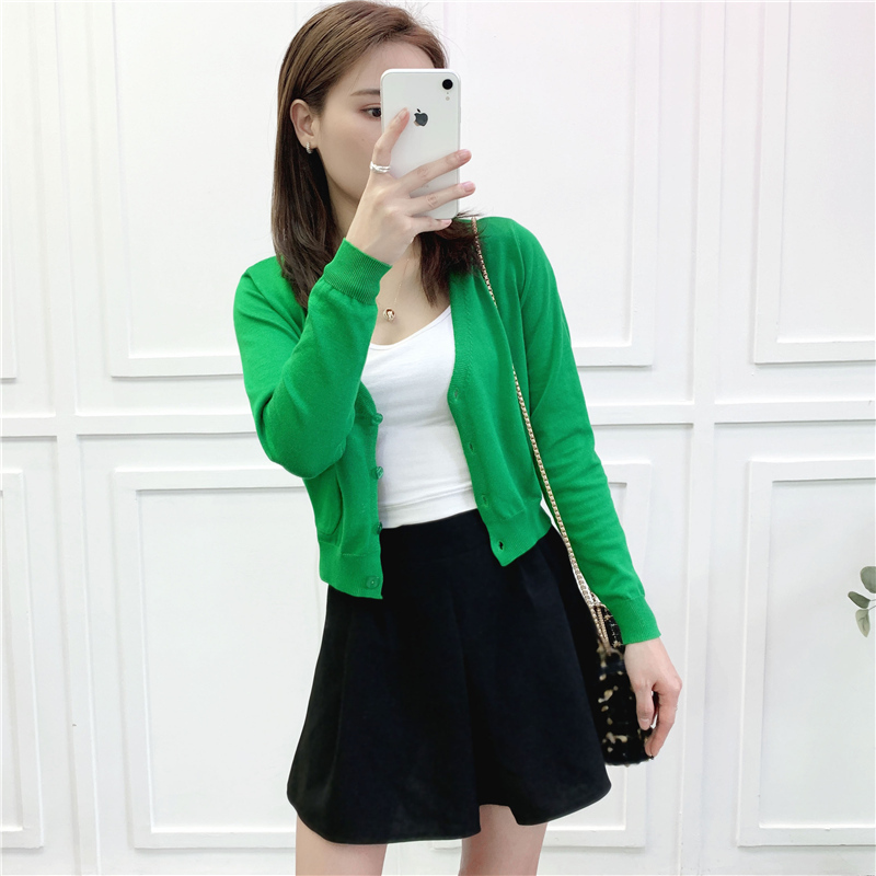 Spring and Autumn Ultra-Short V-Neck Slim-Fit Summer Thin Knit Cardigan for Women, High-Waisted Sweater, Small Jacket, Shawl Outerwear Top