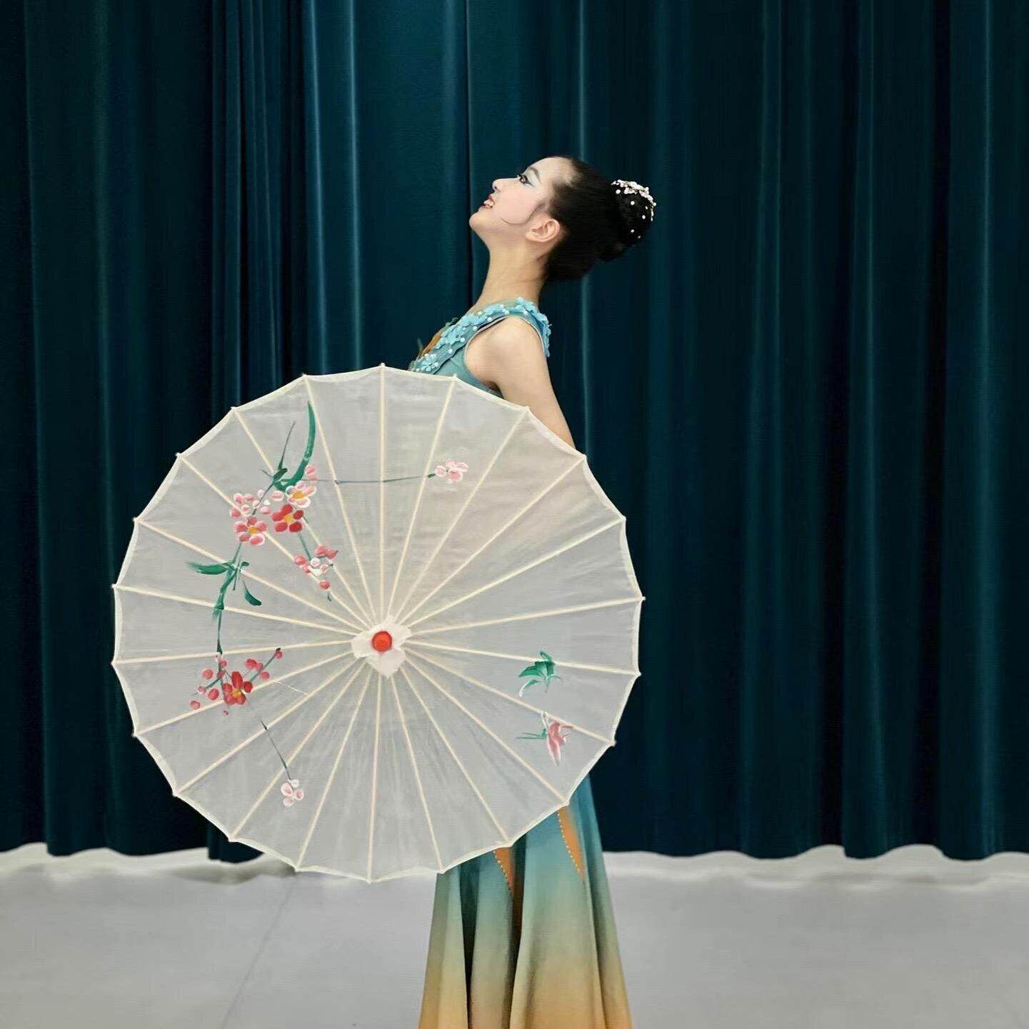 傣族舞蹈演出伞有哪些特点?为什么它在滇南地区广泛使用?-工艺伞-淘宝好物网