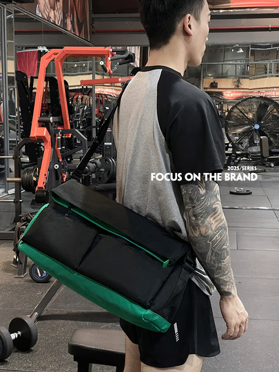 XINCADA Umhängetasche für Damen und Herren, tragbarer Kurzstrecken-Fitness-Rucksack, Trocken- und Nasstrennung, Sporttraining, Umhängetasche