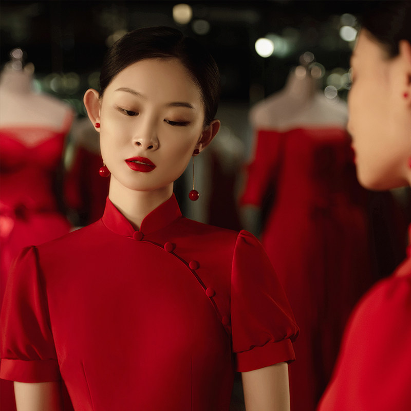 Man Tingfang's 2021 new pearl earrings women's earrings cheongsam cardamom same vintage red pearl earrings